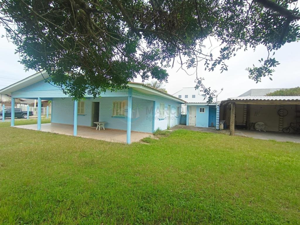 Casa 4 Dormitórios