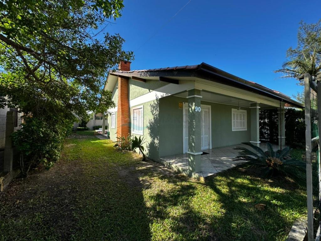 Casa 4 Dormitórios