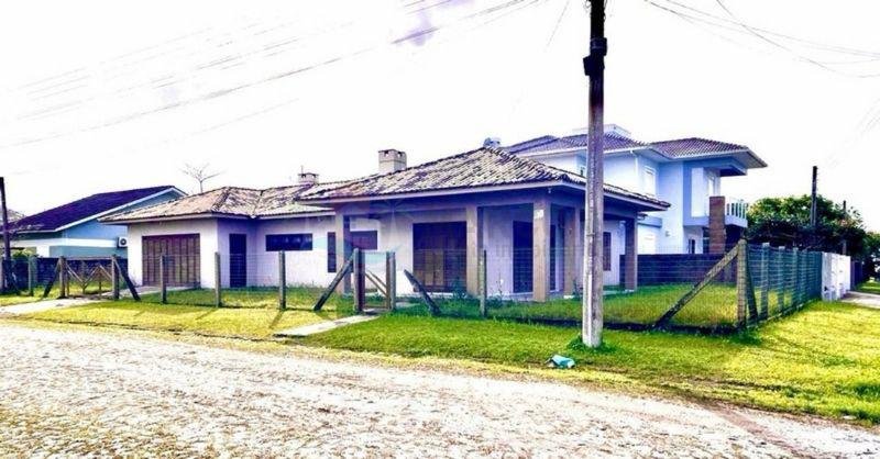 Casa 3 Dormitórios